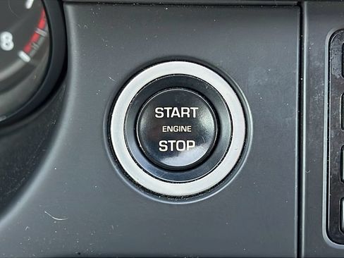 Used 2019 Land Rover Discovery Sport SE AWD/4WD image 26