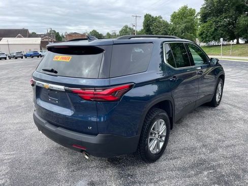 Used 2023 Chevrolet Traverse LT FWD image 5