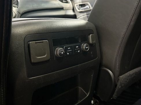 Used 2019 GMC Yukon XL Denali image 27