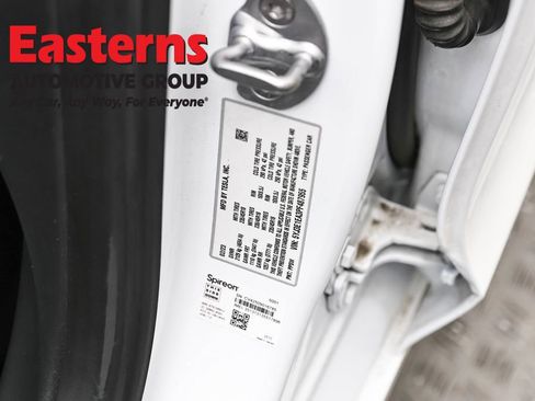 Used 2023 Tesla Model 3 Standard Range image 34