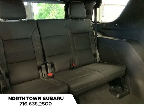 Used 2023 Chevrolet Tahoe Premier AWD/4WD image 19