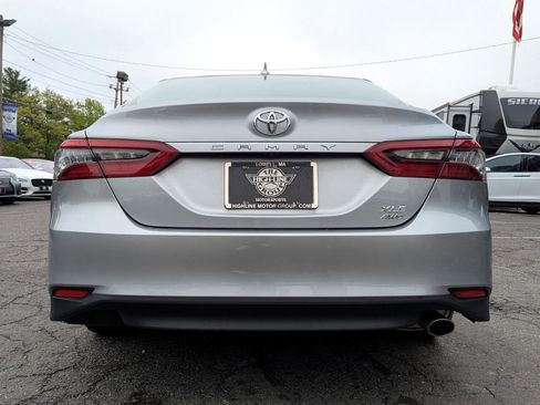 Used 2023 Toyota Camry XLE image 9