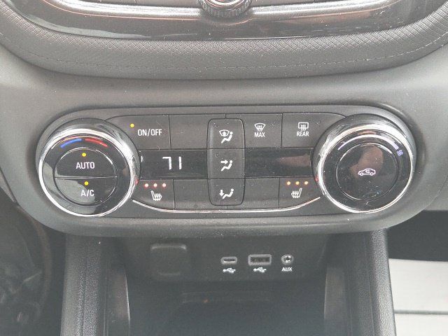 Used 2023 Chevrolet TrailBlazer LT AWD/4WD image 29
