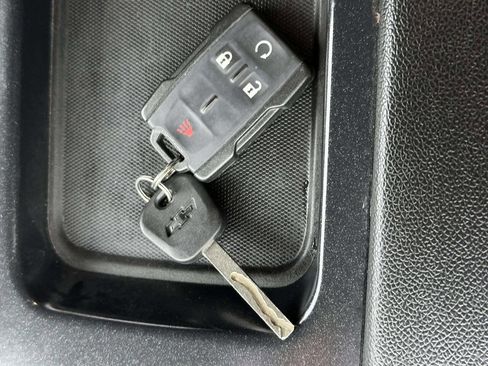 Used 2017 Chevrolet Silverado 1500 LT w/ All Star Edition image 31