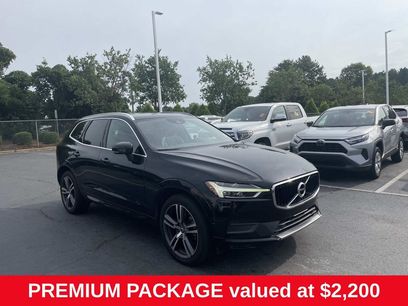 Used 2019 Volvo XC60 T6 Momentum w/ Premium Package