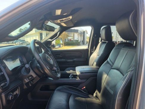 Used 2022 RAM 2500 Limited AWD/4WD image 10