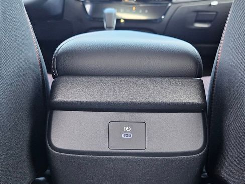New 2026 Nissan Sentra SR w/ Floor Mat Package FWD image 16