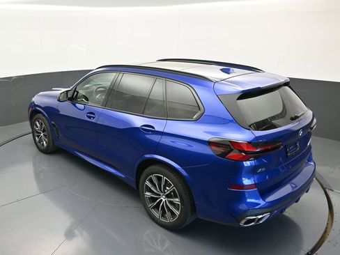 Used 2025 BMW X5 M60i image 37