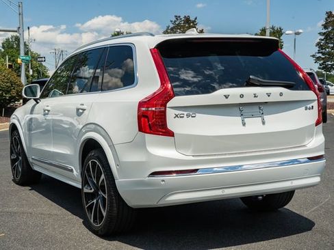 Certified 2023 Volvo XC90 B6 Plus AWD/4WD image 5