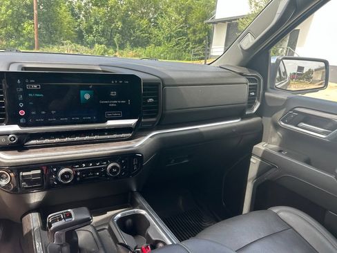 Used 2023 Chevrolet Silverado 1500 LTZ AWD/4WD image 13