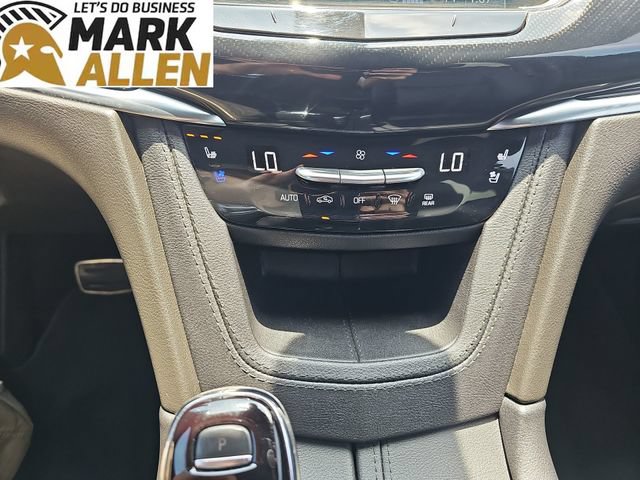 Used 2023 Cadillac XT6 Sport w/ Technology Package AWD/4WD image 17