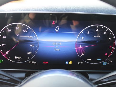 Certified 2025 Mercedes-Benz GLC 300 4MATIC image 18