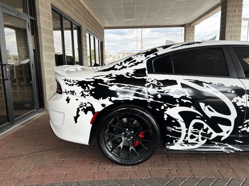 Used 2016 Dodge Charger SRT Hellcat w/ Harman/Kardon Audio Group RWD image 21