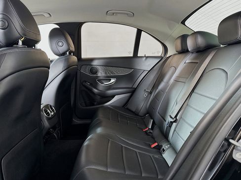 Used 2017 Mercedes-Benz C 300 Sedan image 8