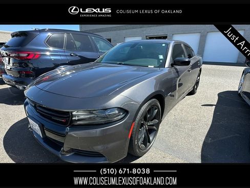 Used 2017 Dodge Charger R/T w/ Blacktop Package RWD image 1