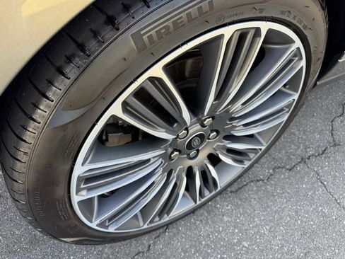 Used 2021 Land Rover Range Rover P525 Westminster Edition LWB image 30