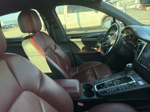 Used 2017 Porsche Macan GTS image 5