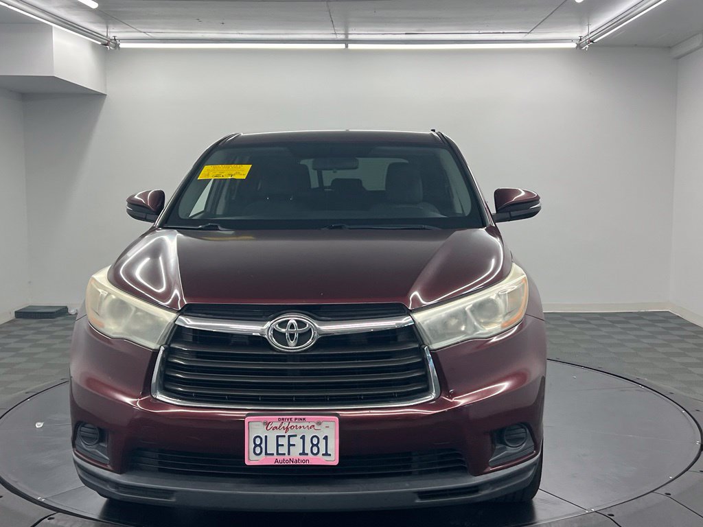 Used 2016 Toyota Highlander LE FWD image 4