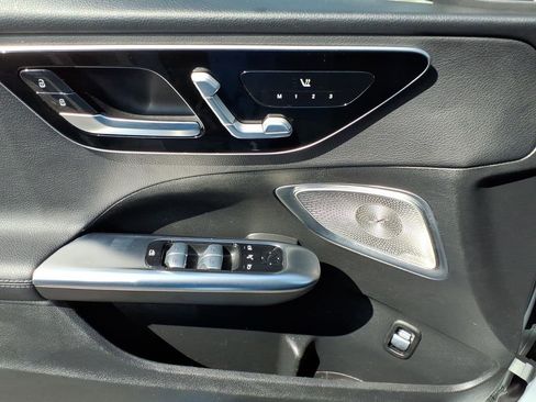 Used 2022 Mercedes-Benz C 300 C 300 image 14