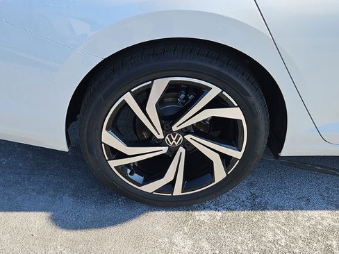 New 2026 Volkswagen Jetta SEL image 5