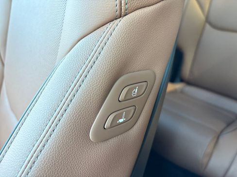 New 2026 Genesis GV70 2.5T Advanced AWD/4WD image 48
