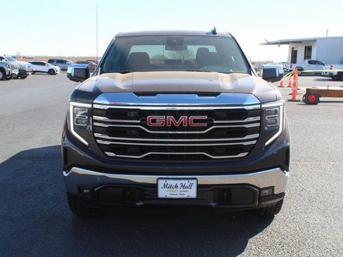 Used 2022 GMC Sierra 1500 SLT image 11