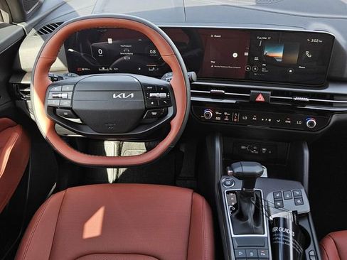 New 2026 Kia Sportage SX image 13