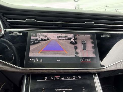 Used 2019 Audi Q8 Prestige w/ Adaptive Chassis Package AWD/4WD image 26
