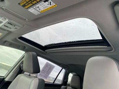 Used 2015 Toyota RAV4 XLE image 15