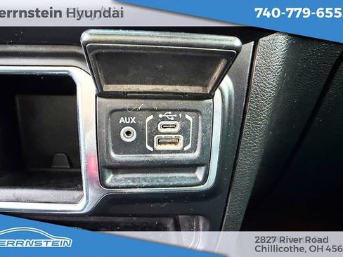 Used 2021 Jeep Wrangler Sport AWD/4WD image 11
