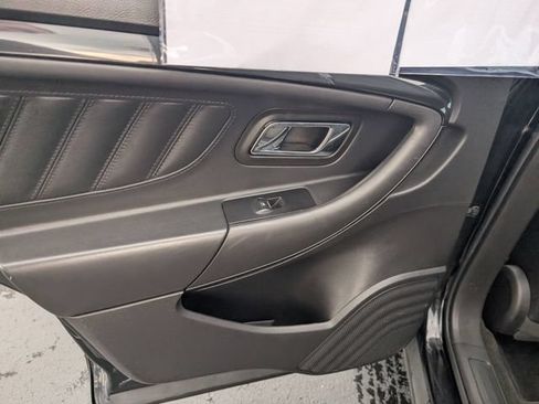Used 2013 Ford Taurus SHO AWD/4WD image 10
