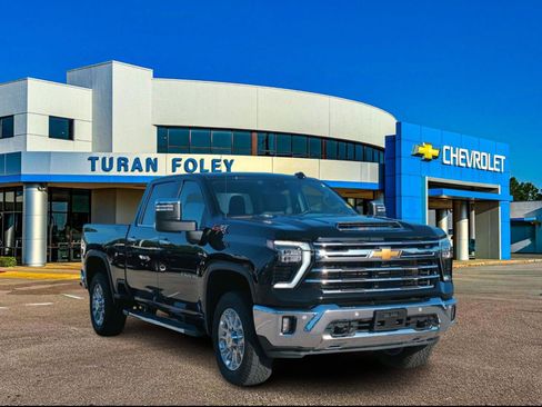 Used 2024 Chevrolet Silverado 2500 LTZ w/ LTZ Convenience Package image 7