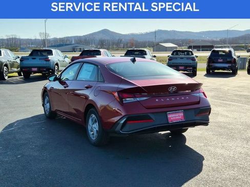 Certified 2026 Hyundai Elantra SE FWD image 5