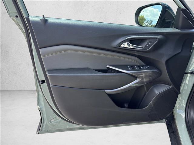 Used 2025 Chevrolet Trax ACTIV w/ Driver Confidence Package FWD image 11