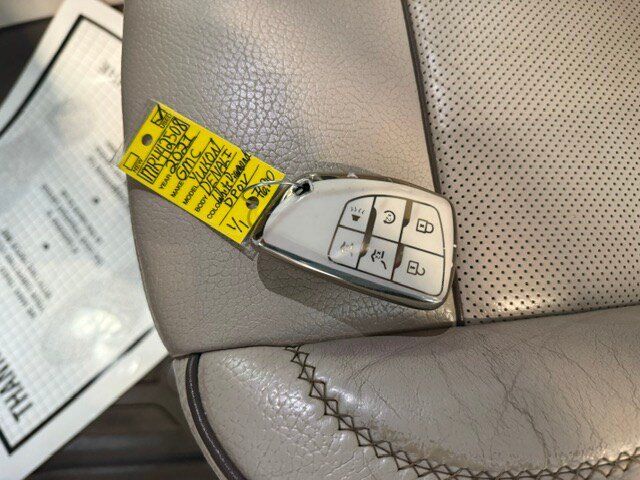 Used 2021 GMC Yukon XL Denali AWD/4WD image 53