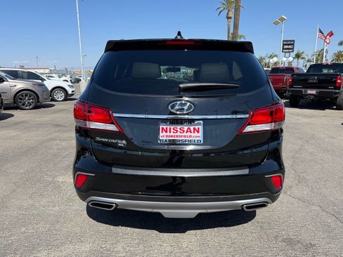 Used 2019 Hyundai Santa Fe XL SE w/ SE Premium Package 02 FWD image 5