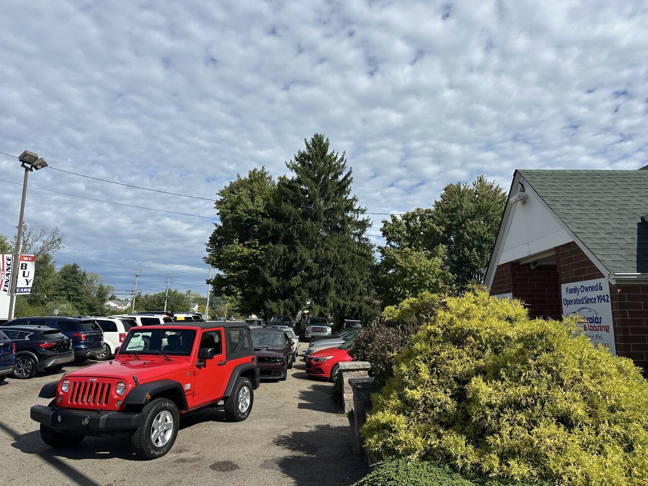 Used 2015 Jeep Wrangler Sport w/ Quick Order Package 23S AWD/4WD image 1