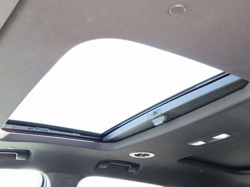 Certified 2023 Chevrolet Traverse Premier image 22