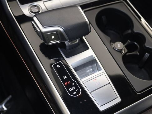 Used 2021 Audi Q8 Prestige w/ Prestige Package image 7