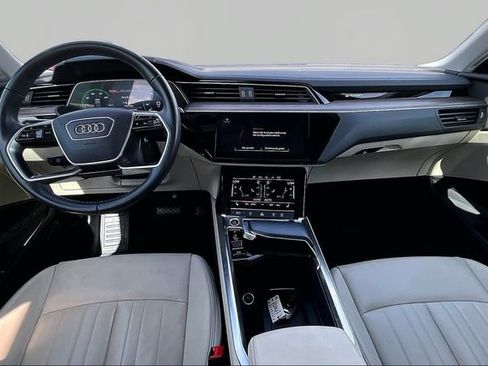 Used 2024 Audi Q8 e-tron Premium AWD/4WD image 15
