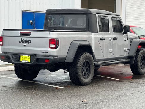 Used 2021 Jeep Gladiator Sport w/ Auxiliary Switch Group image 4