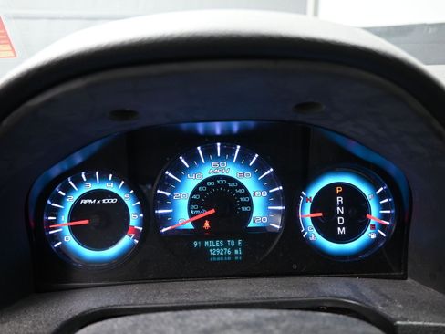 Used 2012 Ford Fusion SE image 10