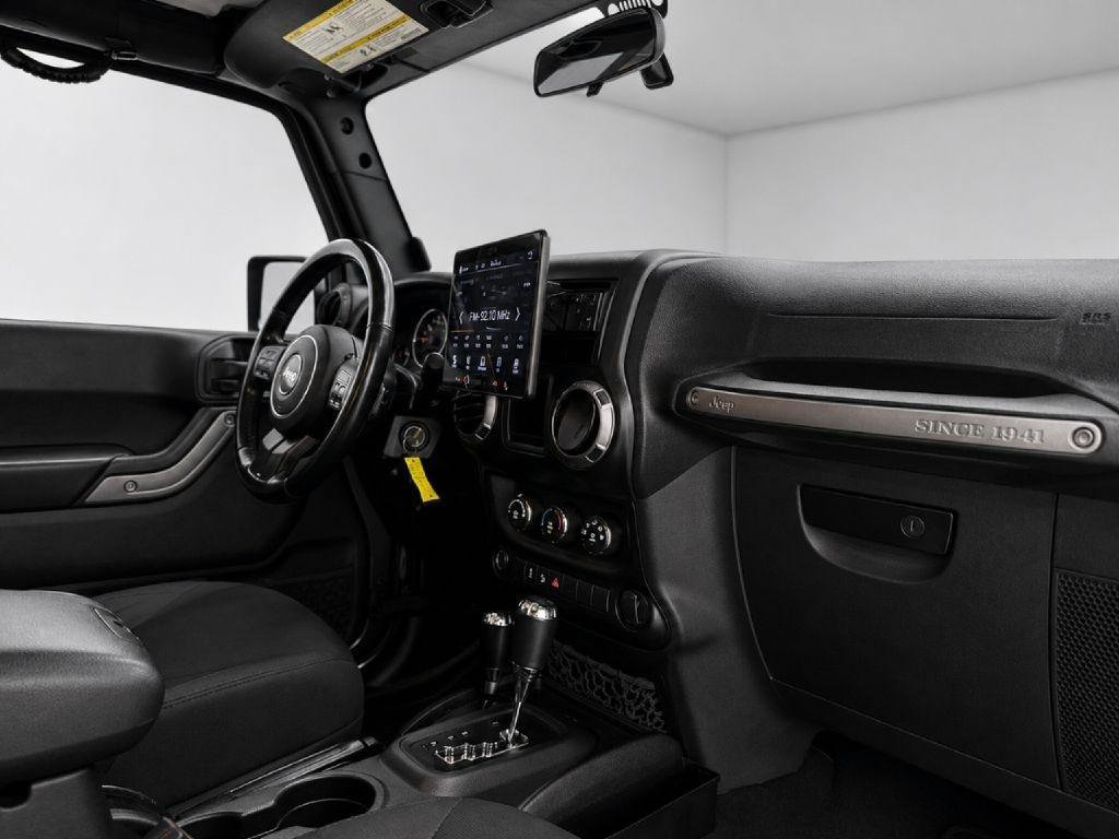 Used 2018 Jeep Wrangler Unlimited Sport AWD/4WD image 37