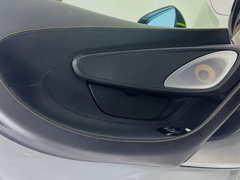 Used 2025 McLaren GTS image 15