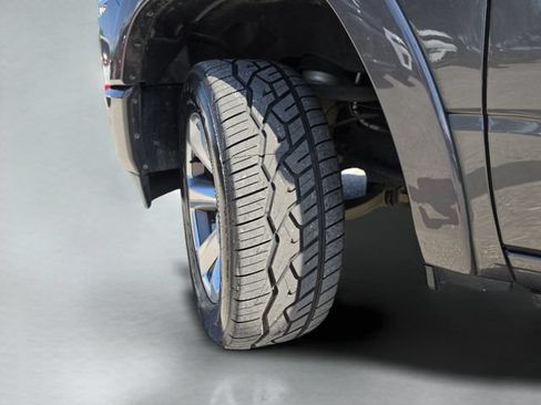 Used 2019 RAM 1500 Limited RWD image 43