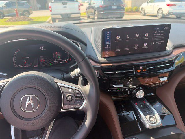 Certified 2026 Acura MDX w/ Technology Package AWD/4WD image 15