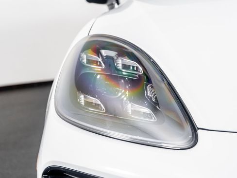 Used 2023 Porsche Cayenne Turbo w/ Premium Package Plus (PI3) image 23