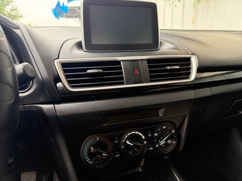 Used 2015 MAZDA MAZDA3 i Sport FWD image 20