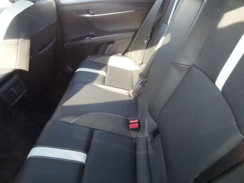 Used 2025 Toyota Camry SE FWD image 6