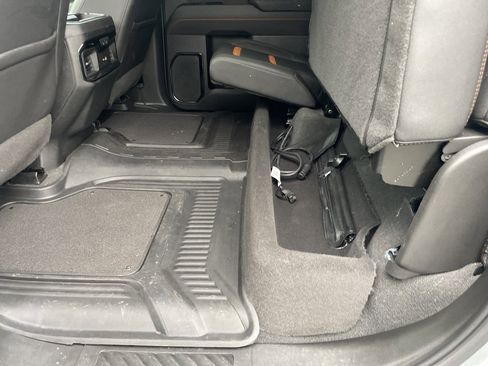 Used 2023 GMC Sierra 1500 AT4 w/ Technology Package image 47